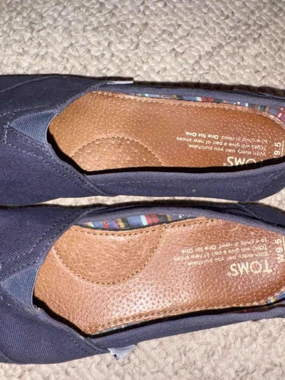TOMS Classic Canvas Slip-On - Navy